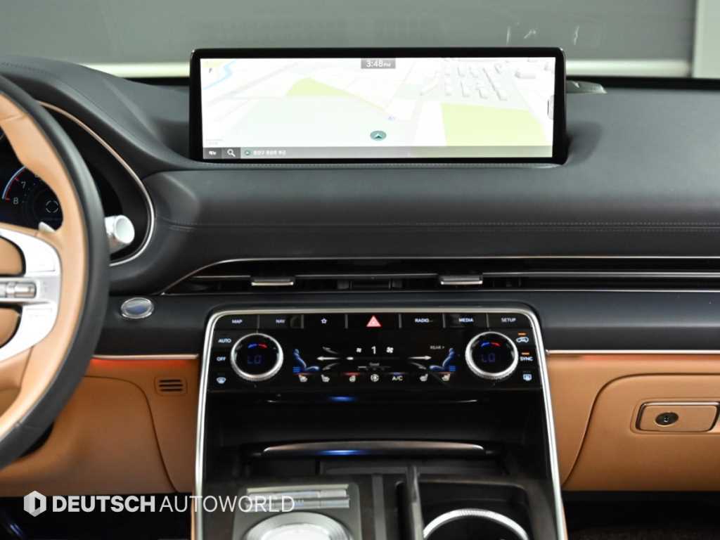 Genesis GV80 — photo 14