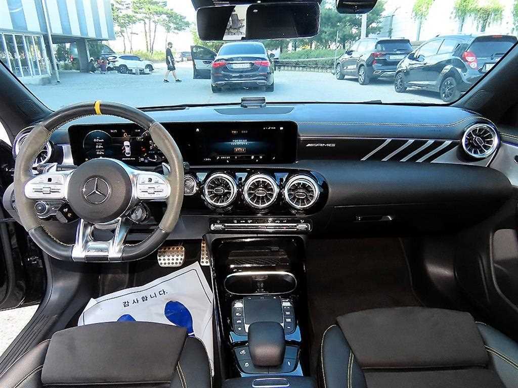Mercedes-Benz CLA-Class — photo 07