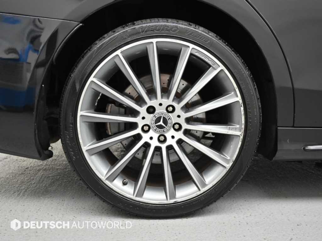 Mercedes-Benz S-Class — photo 05