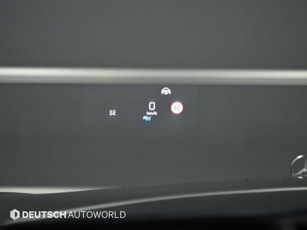 Mercedes-Benz S-Class — photo 17
