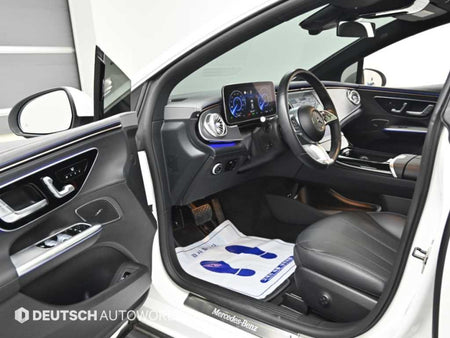 Mercedes-Benz EQE — photo 11