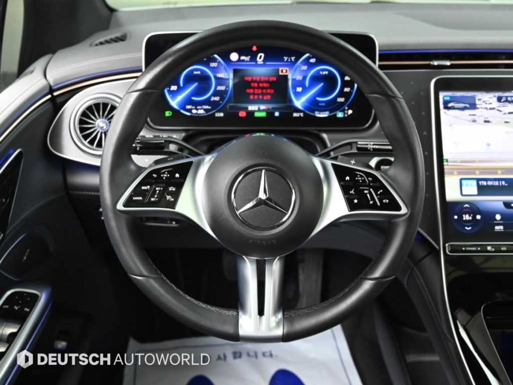 Mercedes-Benz EQE — photo 13