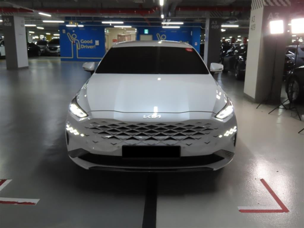 Kia K8 — photo 01