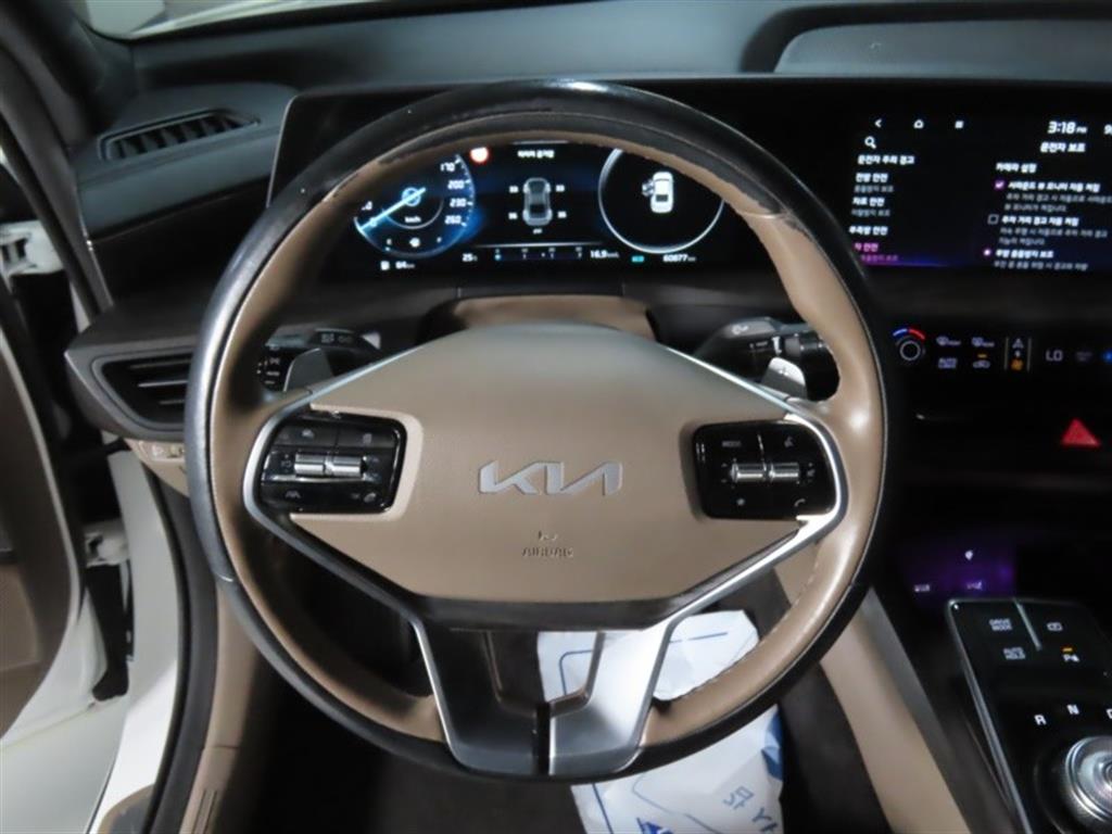 Kia K8 — photo 15