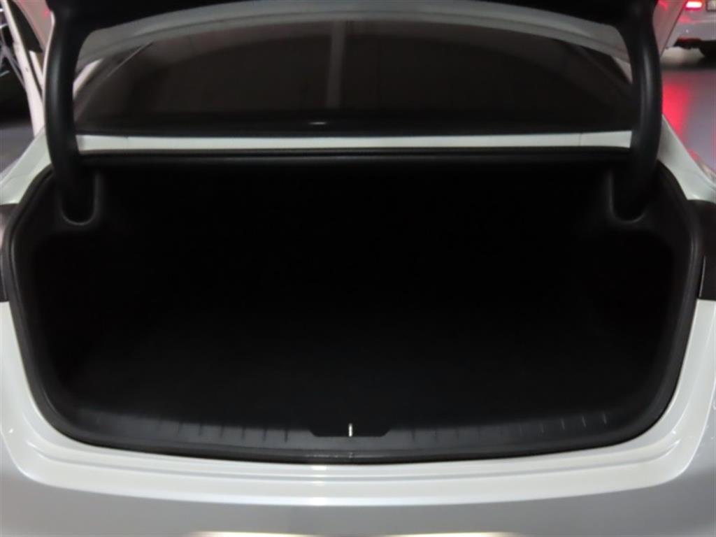 Kia K8 — photo 18