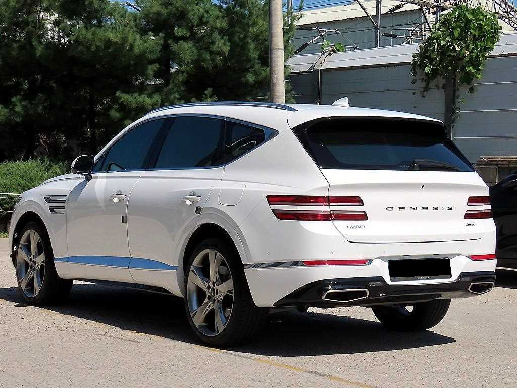 Genesis GV80 — photo 04