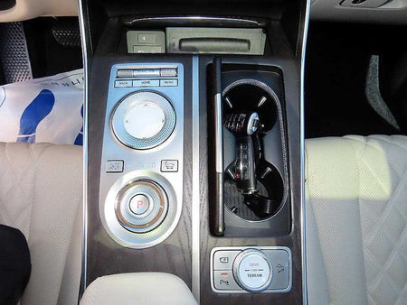 Genesis GV80 — photo 08