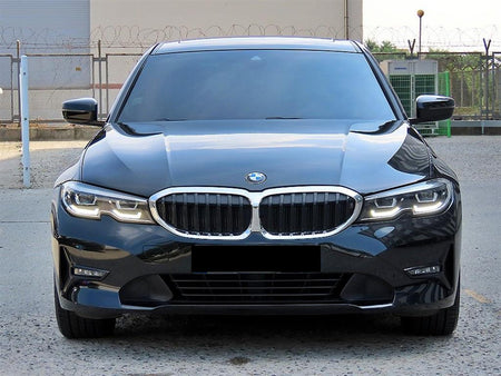 BMW 3-Series — photo 01