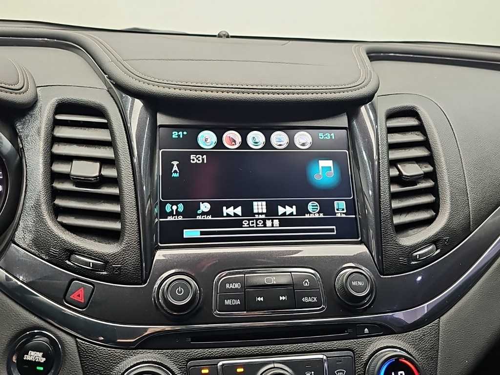 CHEVROLET Impala — photo 13