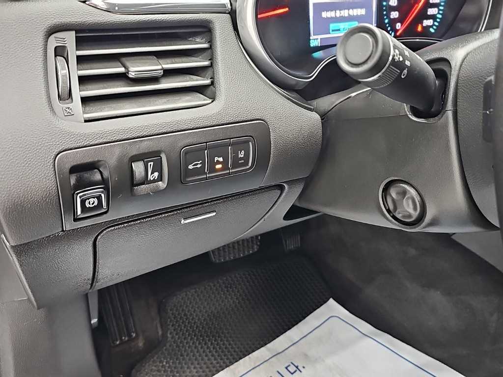 CHEVROLET Impala — photo 16
