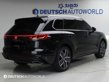 Volkswagen Touareg — photo 02