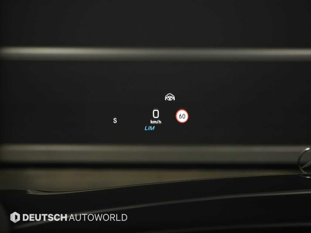 Mercedes-Benz S-Class — photo 17