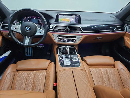BMW 7-Series — photo 07