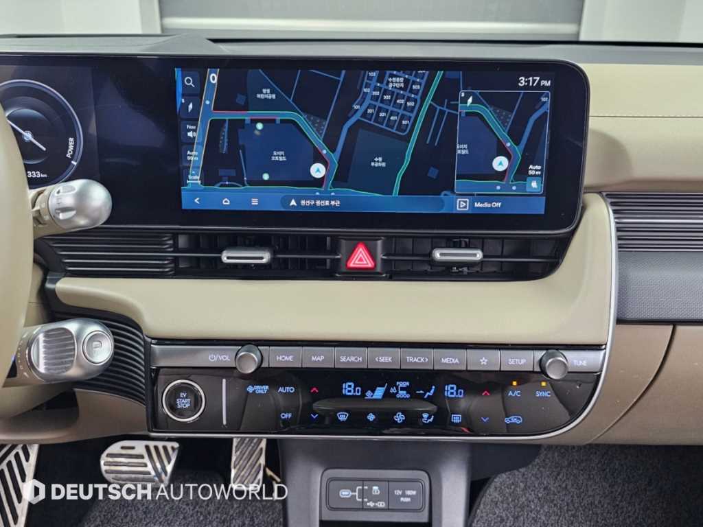Hyundai Ioniq5 — photo 14