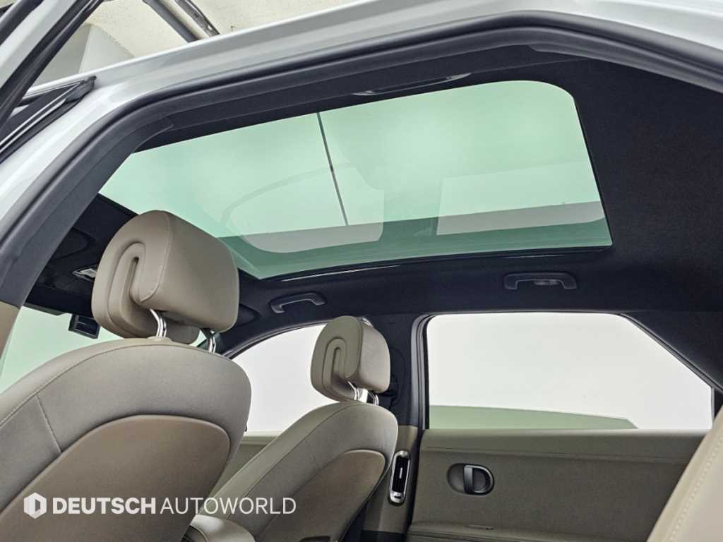 Hyundai Ioniq5 — photo 18