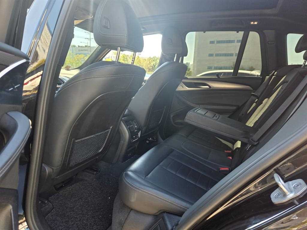 BMW X3 — photo 16