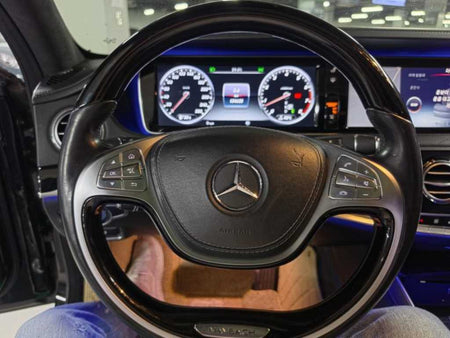 Mercedes-Benz S-Class — photo 12