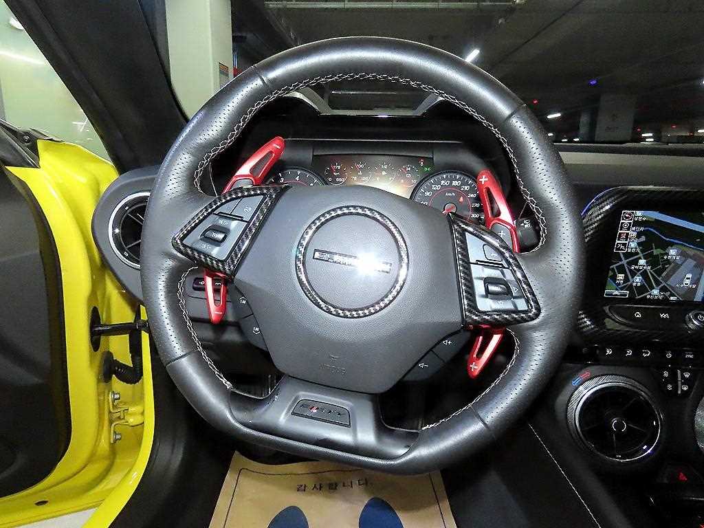 CHEVROLET Camaro — photo 08