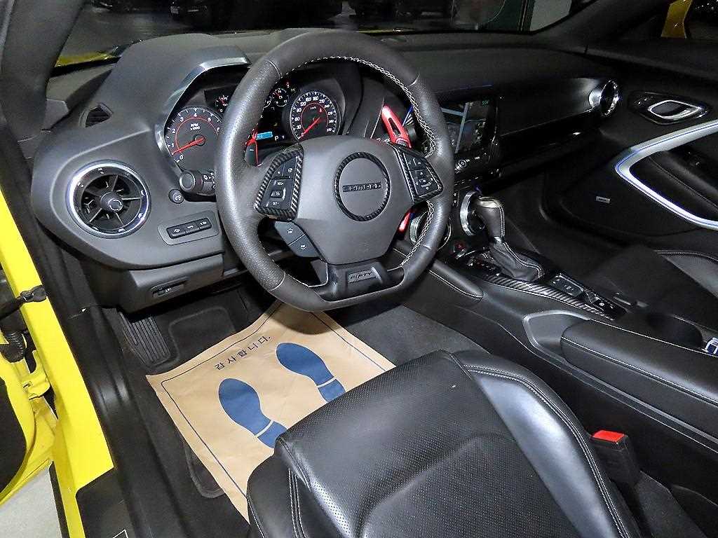 CHEVROLET Camaro — photo 10