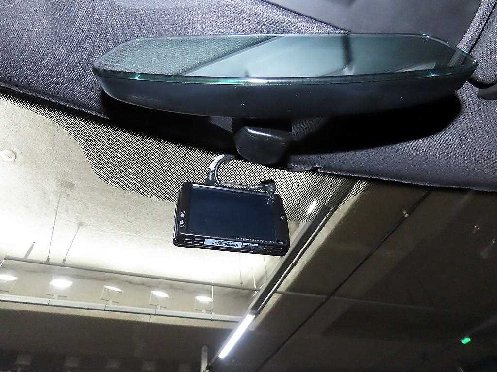 CHEVROLET Camaro — photo 17