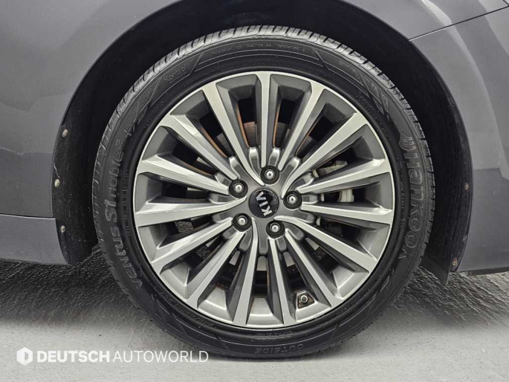 Kia K7 — photo 05