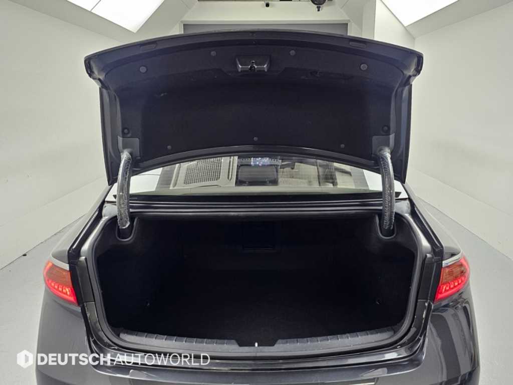 Kia K7 — photo 19