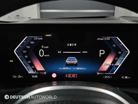 BMW i4 — photo 08