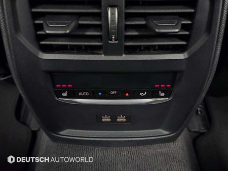 BMW i4 — photo 16