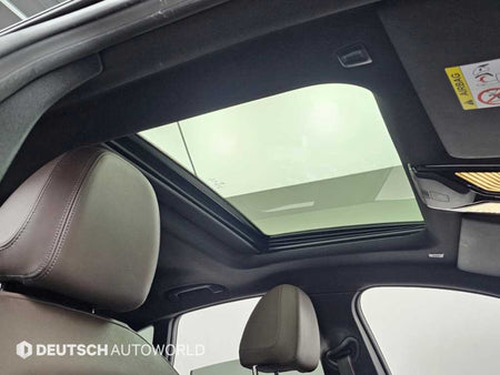 BMW i4 — photo 18