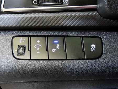 Hyundai Avante — photo 13