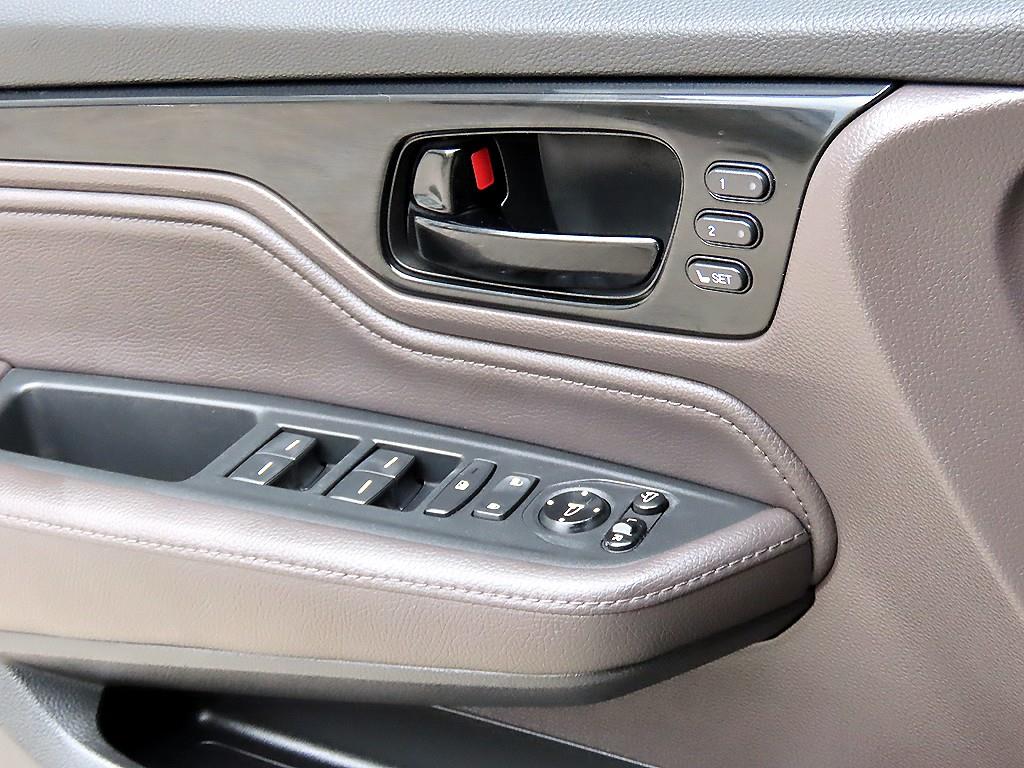 Honda Odyssey — photo 11