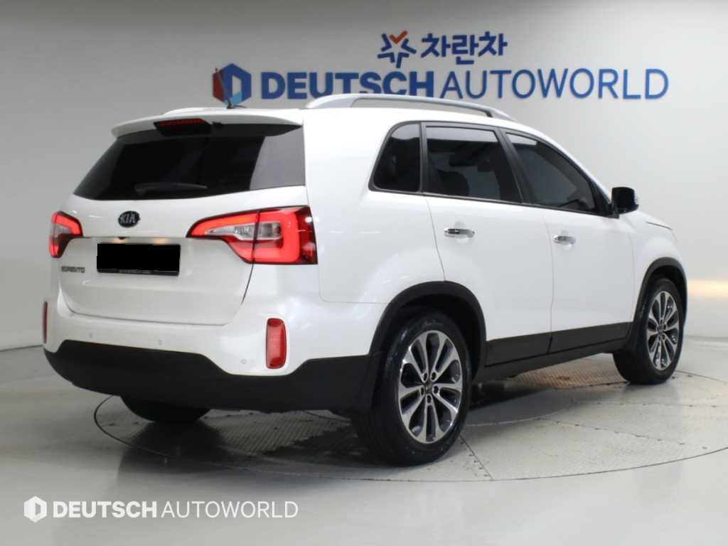 Kia Sorento — photo 02