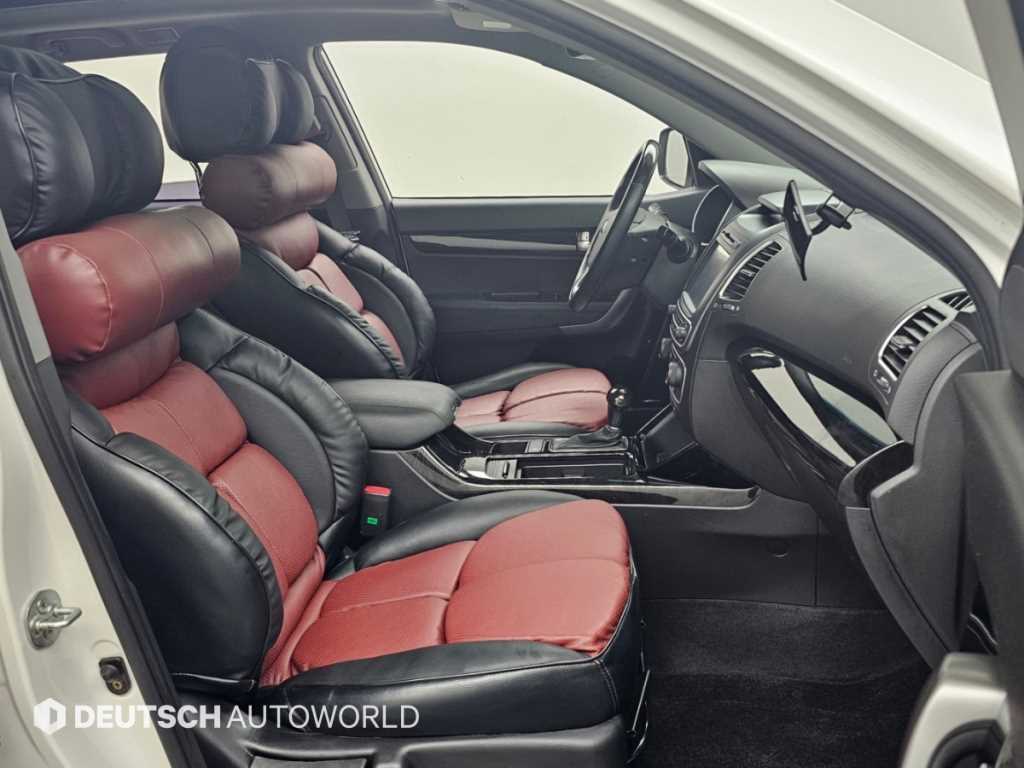 Kia Sorento — photo 10