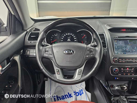 Kia Sorento — photo 13