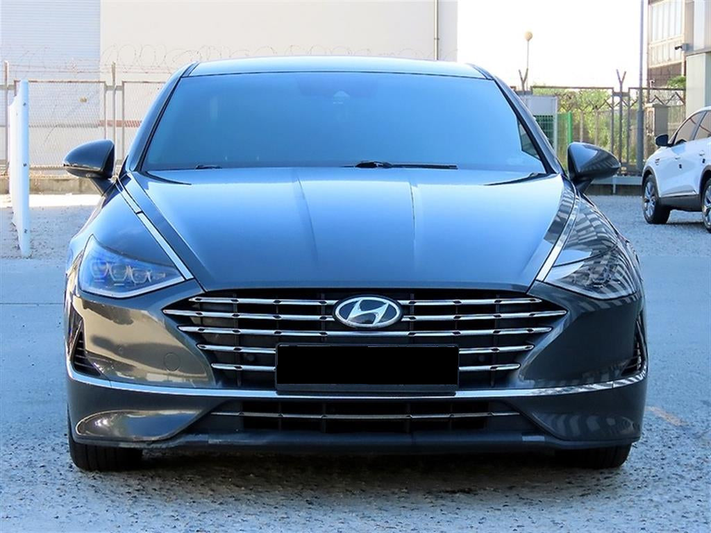 Hyundai Sonata — photo 01
