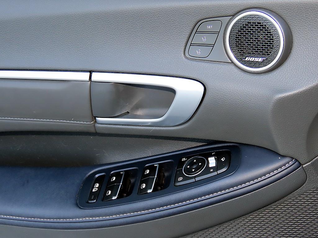 Hyundai Sonata — photo 11