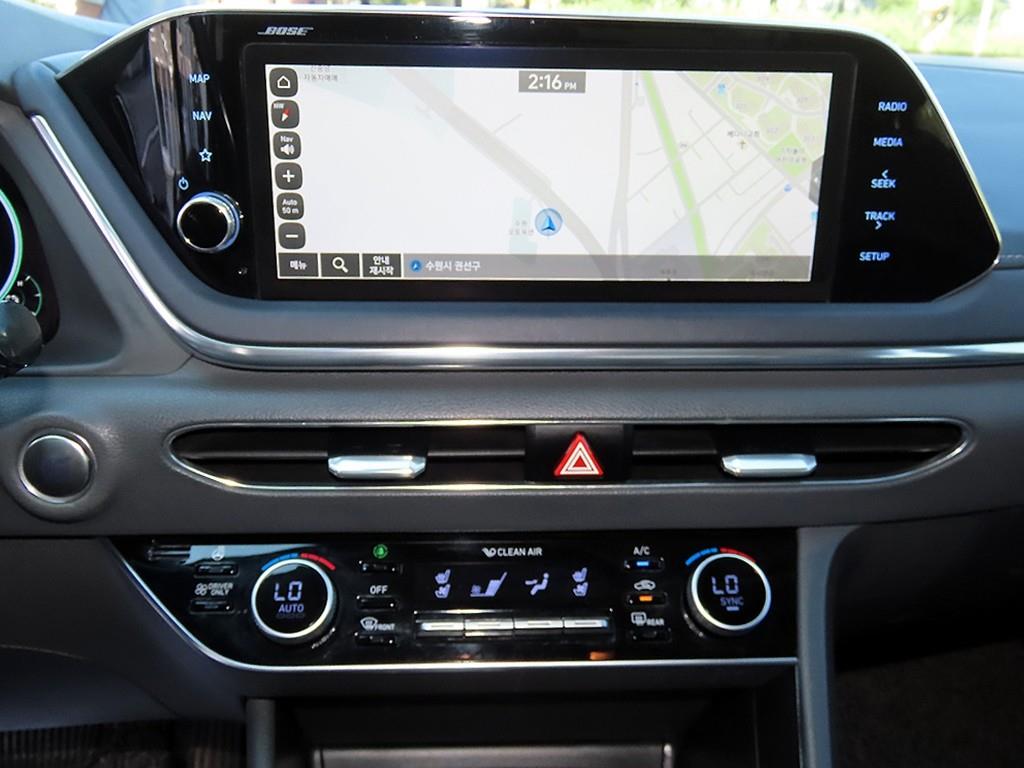 Hyundai Sonata — photo 14