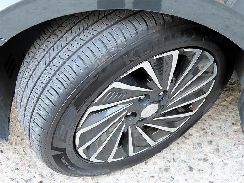 Hyundai Sonata — photo 20