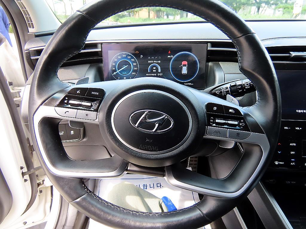 Hyundai Tucson — photo 08