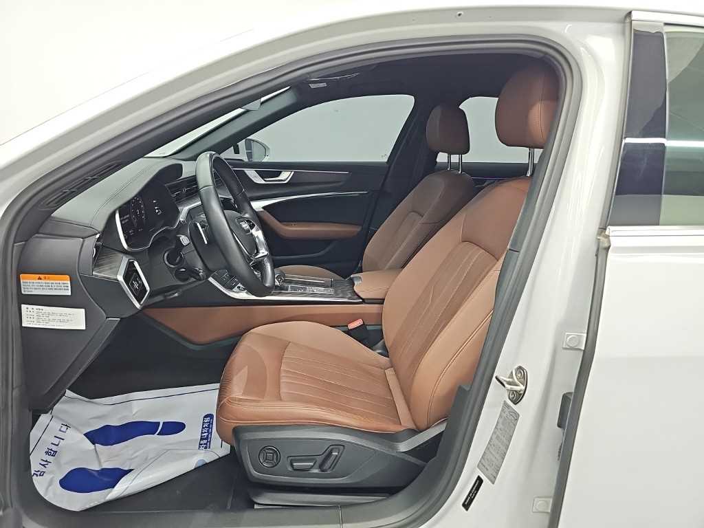 Audi A6 — photo 10
