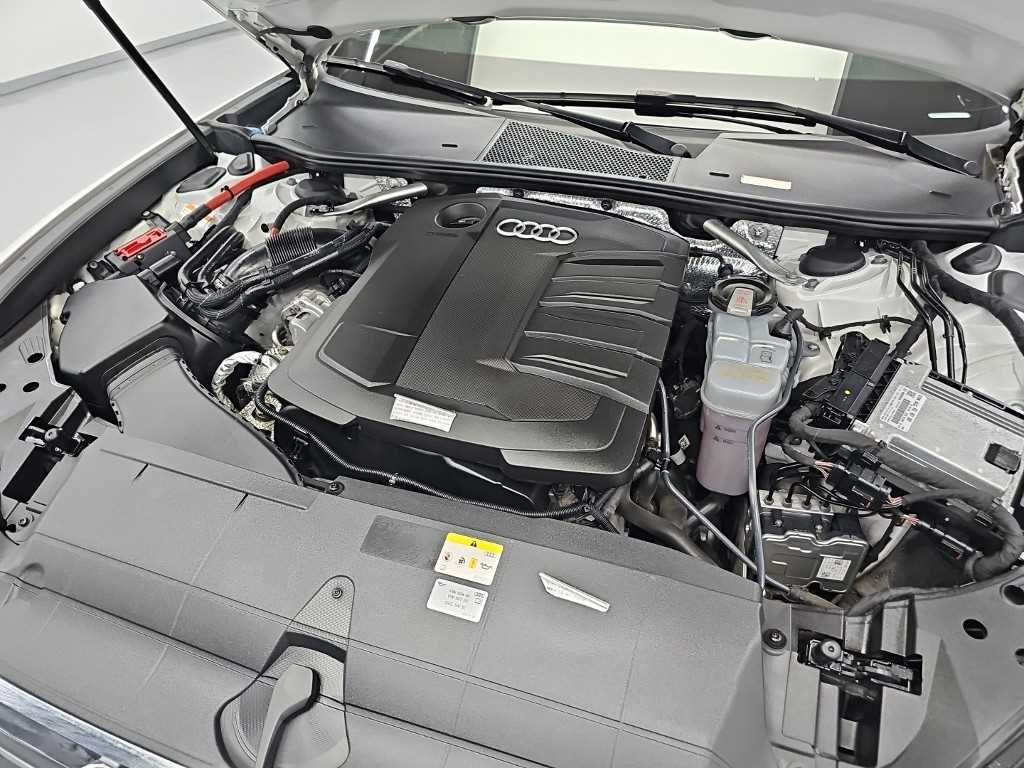 Audi A6 — photo 19
