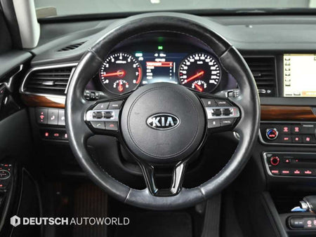Kia K7 — photo 13