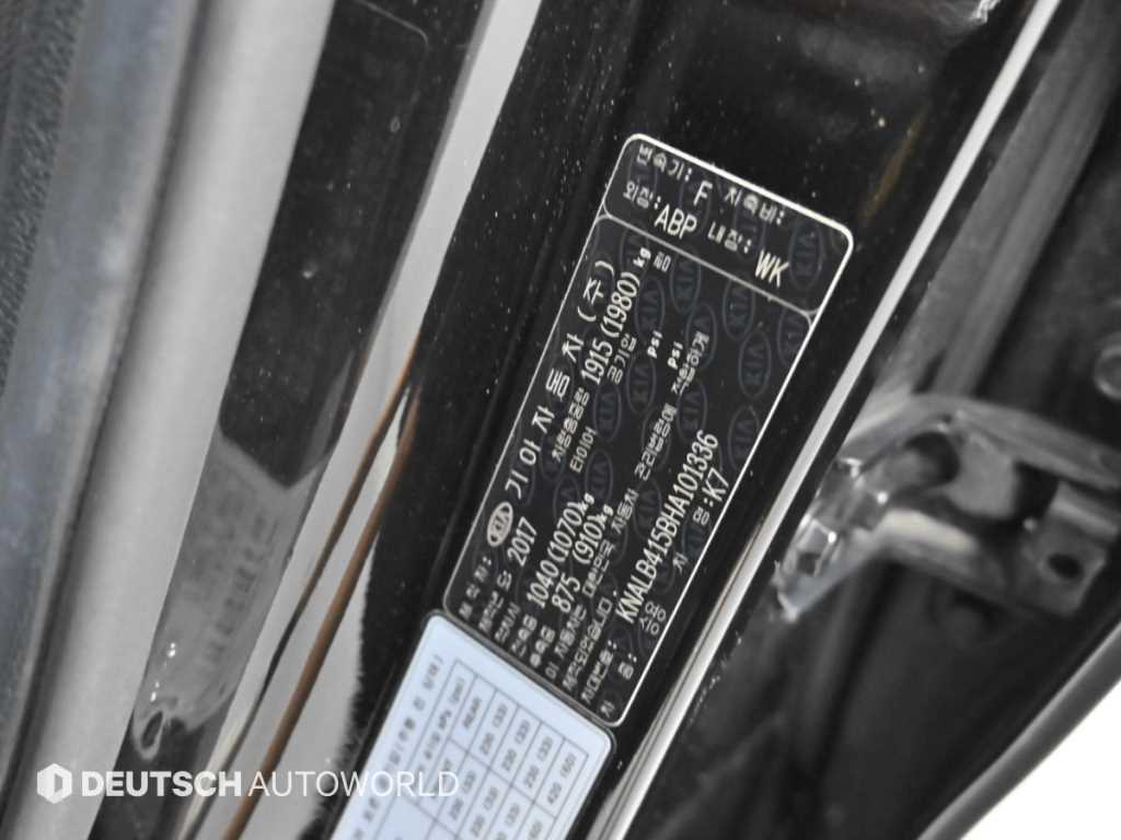 Kia K7 — photo 20
