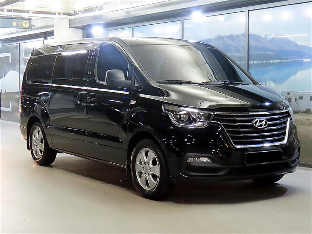 Hyundai Starex — photo 01