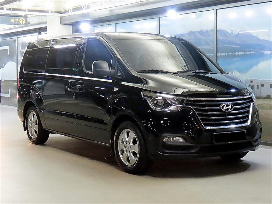 Hyundai Starex — photo 01