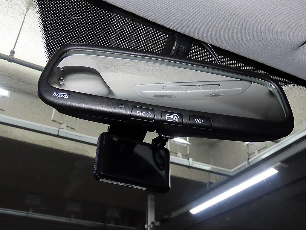 Hyundai Starex — photo 14