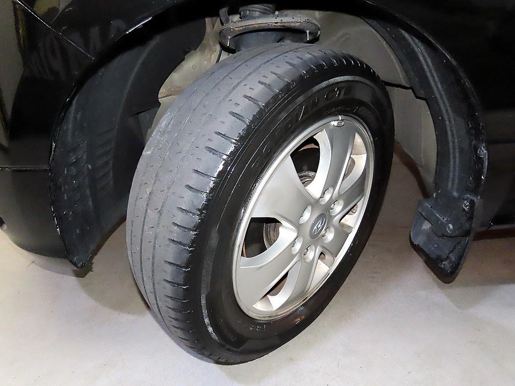 Hyundai Starex — photo 17