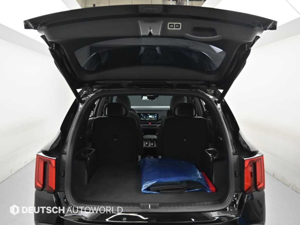Kia Sorento — photo 19