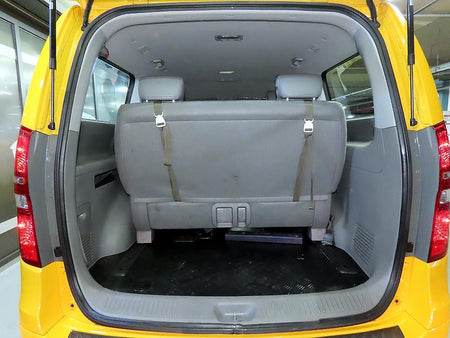 Hyundai Starex — photo 17