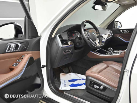 BMW X5 — photo 11